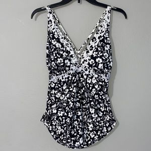 3/$12🔥 NWT Liz Claiborne tankini